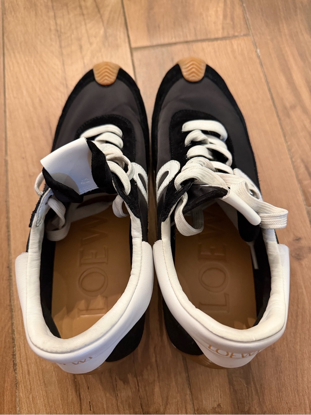 Loewe Black and White Runner Sneakers - Picture 6 of 8